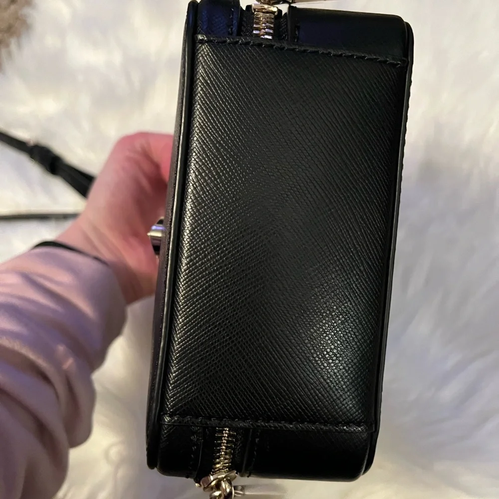 Kate Spade Cat crossbody Purse. Perfect condition, used once or twice. - Picture 5 of 14